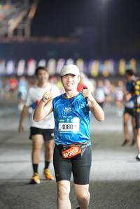 BIB: 40600
                            <button type="button" onclick="openModal(19601945)" class="btn btn-primary btn-sm float-right btn-popup" data-toggle="modal" data-target=".modal-high-quality">
                        <i class="fas fa-shopping-cart"></i> Add to Cart
                    </button>
                                            <button type="button" onclick="isThisMe(19601945, true)" class="btn btn-success btn-sm float-right btn-popup btn-isme hidden" data-toggle="tooltip" data-placement="bottom" title="นี่คือรูปของคุณใช่ไหม คลิกที่นี่เพื่อเอาเข้าอัลบั้ม">
                        <i class="fas fa-plus"></i> Add to album
                    </button>
                    <button type="button" onclick="isThisMe(19601945, false)" class="btn btn-warning btn-sm float-right btn-popup btn-isnotme hidden">
                        <i class="fas fa-ban"></i> Remove from album
                    </button>